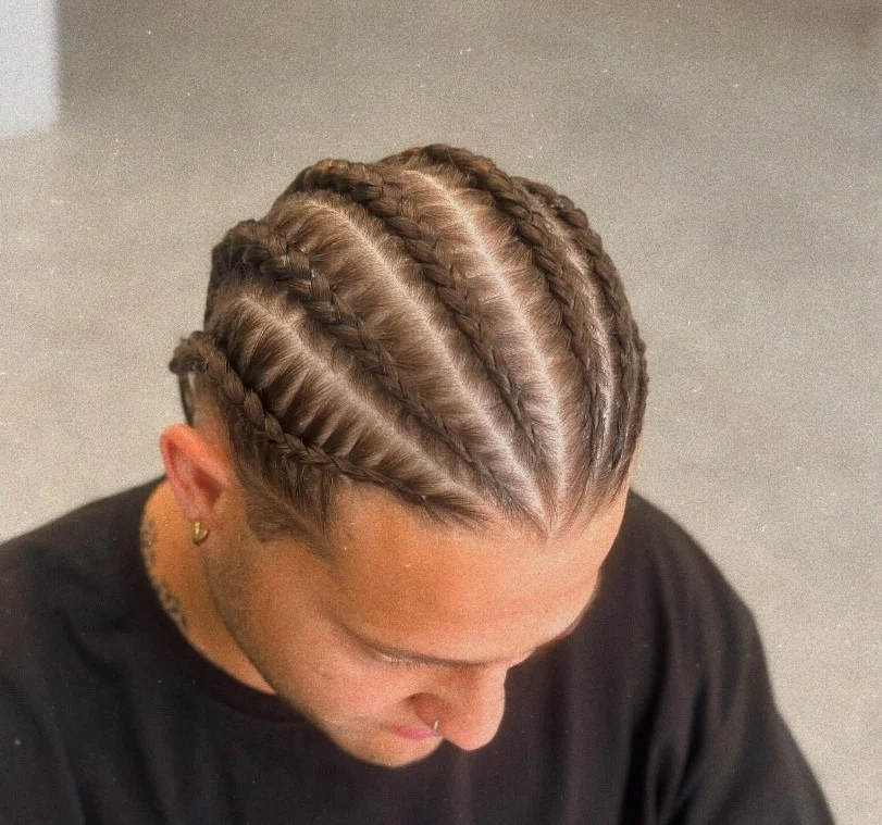 Feed-in cornrow braids hairstyles seamless style