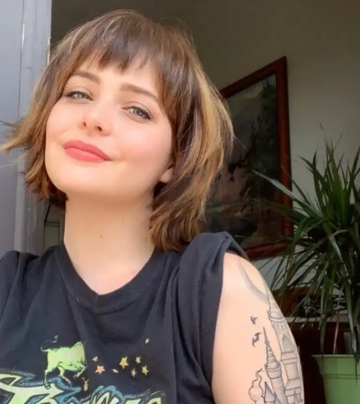 Choppy bob with tiny feathered fringe