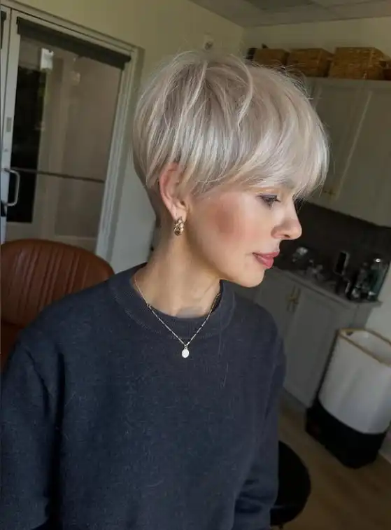 classic pixie short hairstyles with fringe bangs stylish haircut