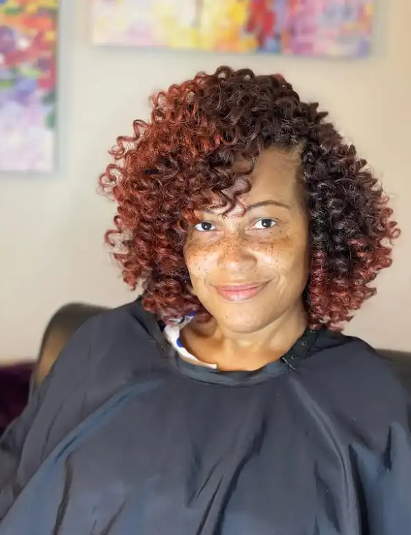 Short wavy crochet bob hairstyle protective style.