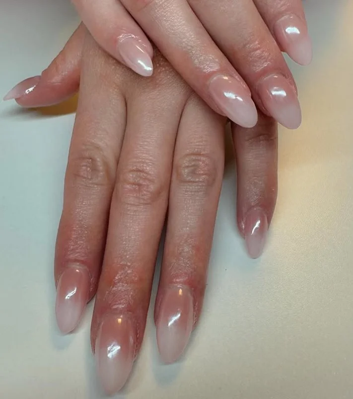Almond pink and white ombre nails design elegant feminine nails