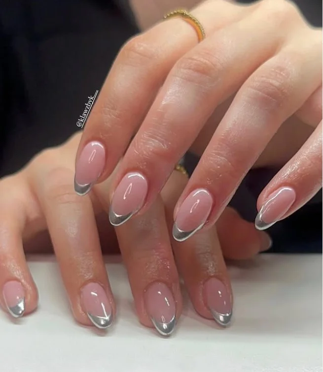 Chrome pink almond french nails design shiny luxury nail style