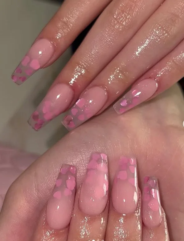 Heart detail pink and white ombre nails design cute manicure