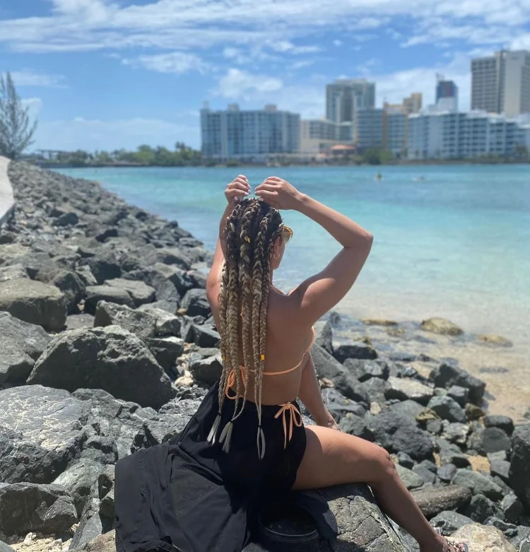 mini braids cute beach hairstyle trendy summer look