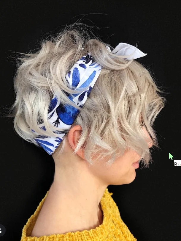 textured pixie cut short beach hairstyle natural style