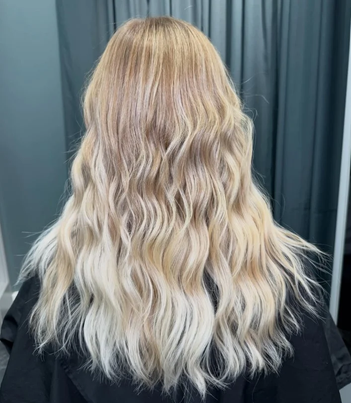 boho beach waves hairstyle with effortless textured movement