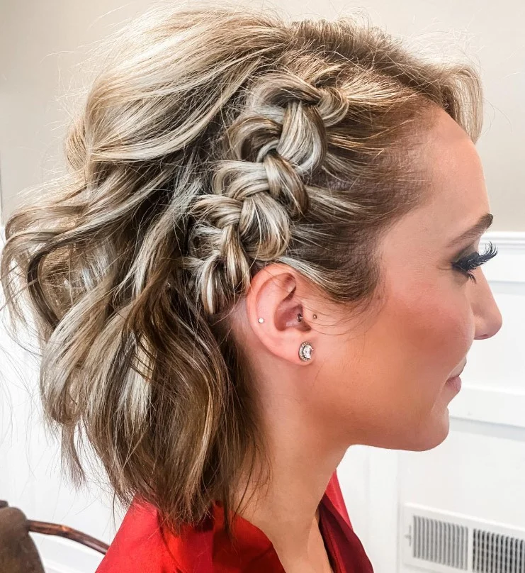 beach waves hairstyle featuring romantic side braid wedding detail
