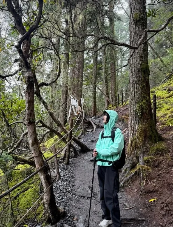 Waterproof hiking shell jacket with durable hiking pants for changing mountain weather.